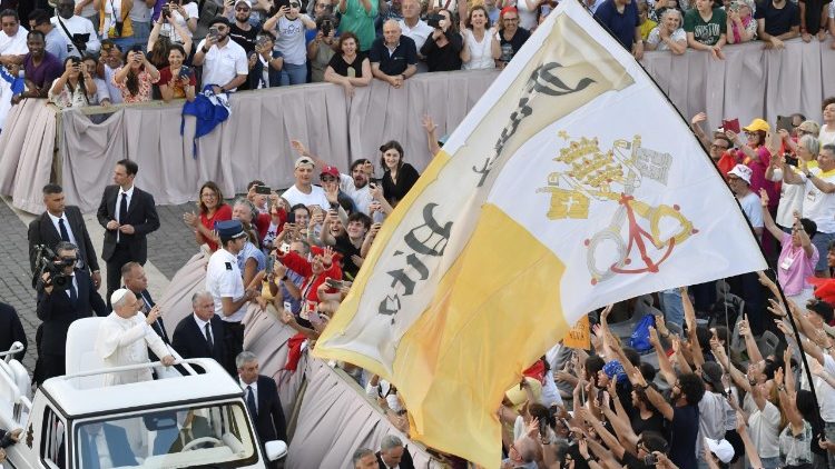 Jubilei ya Mashirika, Vyama vya Kitume na Jumuiya Mpya