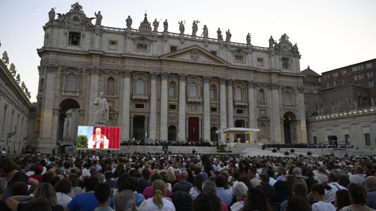 البابا لاوُن الرابع عشر: البشارة ليست اجتياحًا بل نعمة