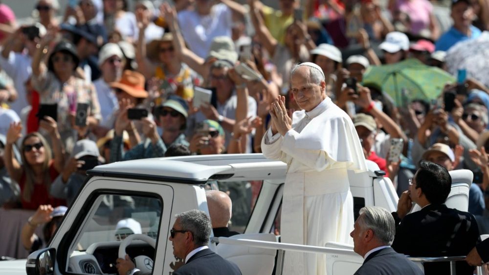2025.06.08 Santa Messa nella SolennitÃ  di Pentecoste, per il Giubileo dei Movimenti, delle Associazioni e delle Nuove ComunitÃ  