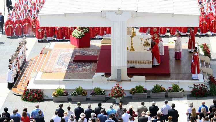 Roho Mtakatifu anafungua mipaka na kuimarisha mafungamano ya kijamii