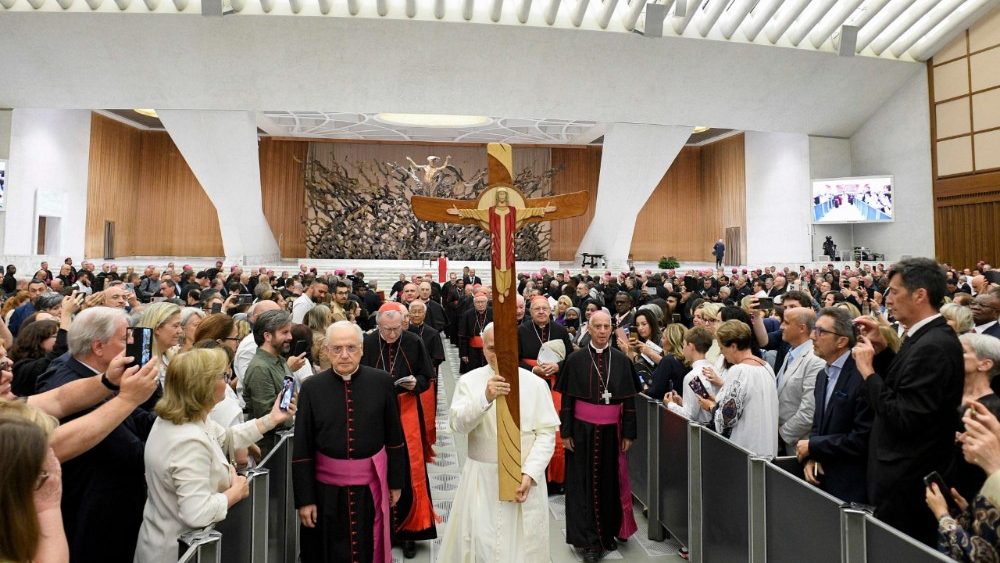 2025.06.09 Seconda Parte - Giubileo della Santa Sede - Meditazione e processione verso la Basilica Vaticana