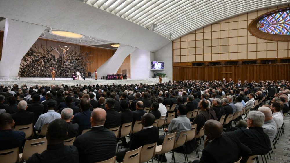 Papa com o clero da Diocese de Roma