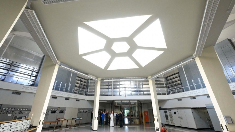 2025.06.19 Visita Centro trasmittente di Radio Vaticana a Santa Maria di Galeria