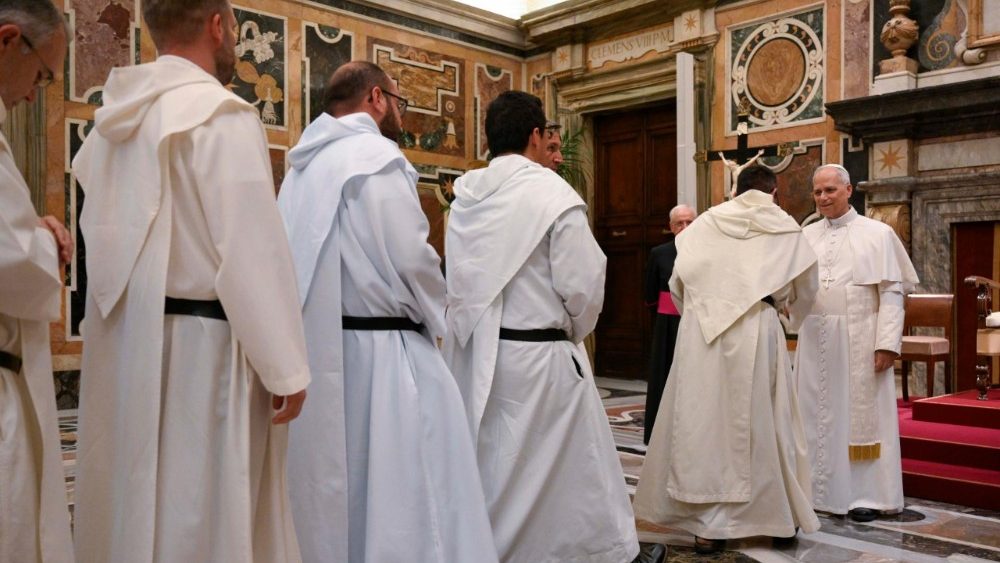 2025.06.20 Partecipanti ai Capitoli Generali dei Frati Minori Conventuali, dell'Ordine della Santisima Trinita' e degli Schiavi Trinitari 