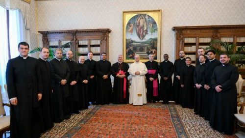 സഭയുടെ നയതന്ത്രപ്രവർത്തനം ഒരു തൊഴിലല്ല, അജപാലനവിളിയാണ്: ലിയോ പതിനാലാമൻ പാപ്പാ