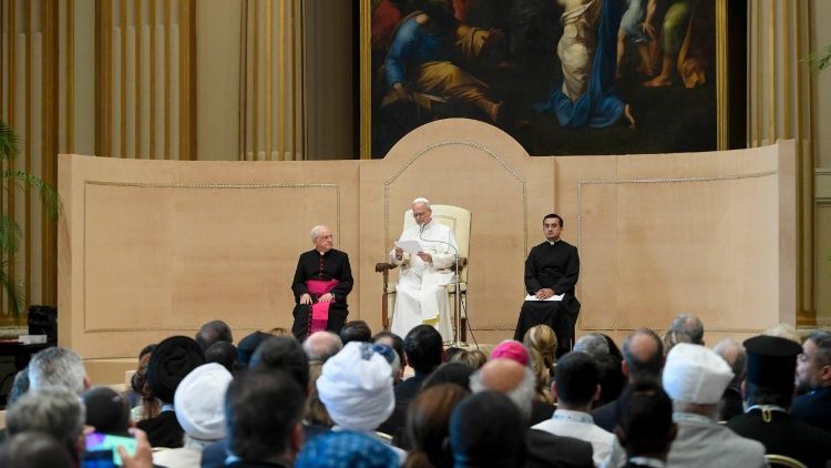 Pope Leo XIV addresses participants in the Jubilee of Governments