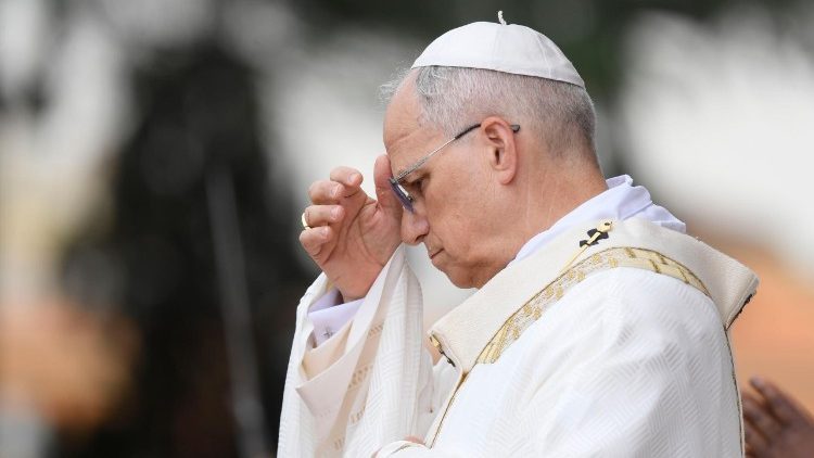 Il Papa durante la Messa a San Giovanni in Laterano