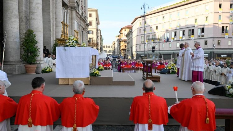 Ibada ya Kuabudu Sakramenti Kuu