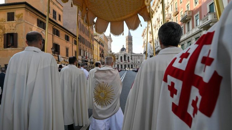Hapa ni mahali alipozikwa Baba Mtakatifu Francisko: Amana na Urithi mkubwa
