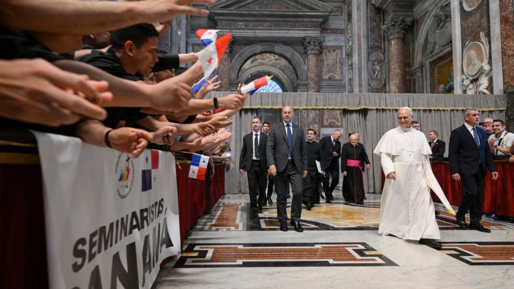 Jubileum seminaristů ve Vatikánské bazilice