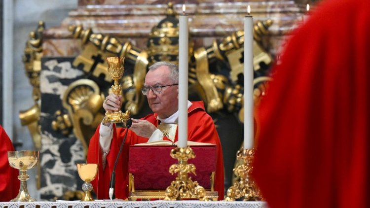 El Cardenal Parolin preside la santa misa en la cercanía de la solemnidad de los santos apóstoles Pedro y Pablo, patronos de Roma.