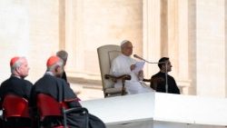 Papież podczas audiencji generalnej 25 czerwca 2025 roku