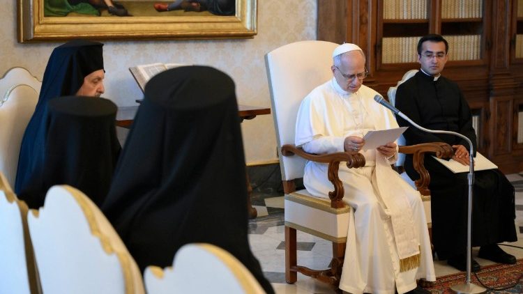 Un momento dell'udienza nella Sala della Biblioteca del Palazzo Apostolico vaticano