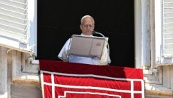 El Papa León XIV durante el Ángelus de este domingo, 29 de junio