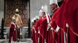  Papa Leon al XIV-lea, în Bazilica San Pietro, în solemnitatea Sfinții apostoli Petru și Paul (29 iunie 2025)