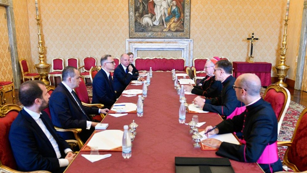 Rozhovory ve státním sekretariátu