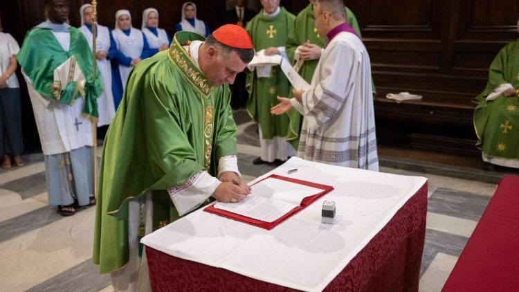 Kardinolo R. Mackricko iškilminga tarnystės pradžia