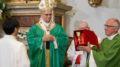 Le&oacute; p&aacute;pa hom&iacute;li&aacute;ja Castel Gandolf&oacute;ban: Ma sz&uuml;ks&eacute;g van a szeretet forradalm&aacute;ra