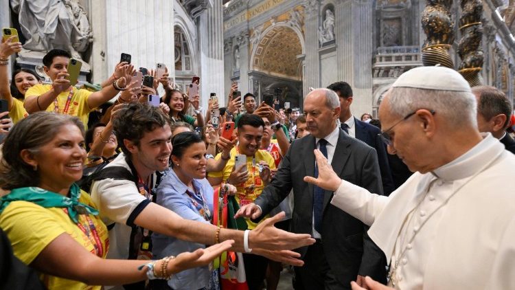 Influenceři a digitální misionáři v bazilice sv. Petra