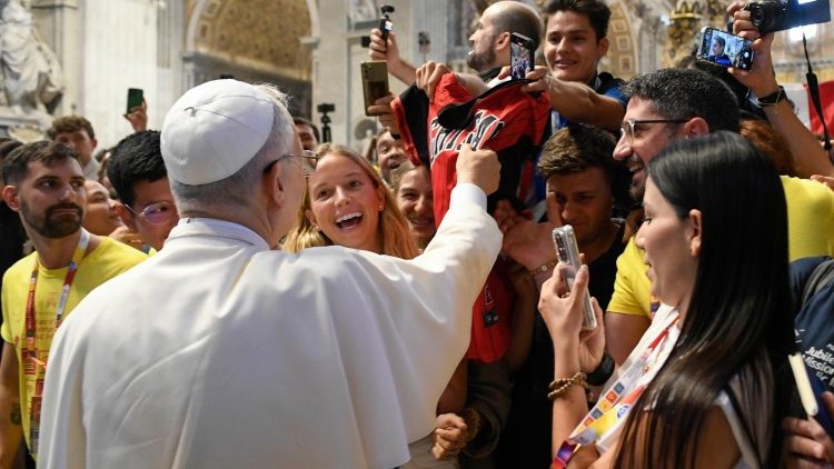 Influenceři a digitální misionáři v bazilice sv. Petra