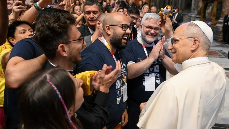 Influenceři a digitální misionáři v bazilice sv. Petra