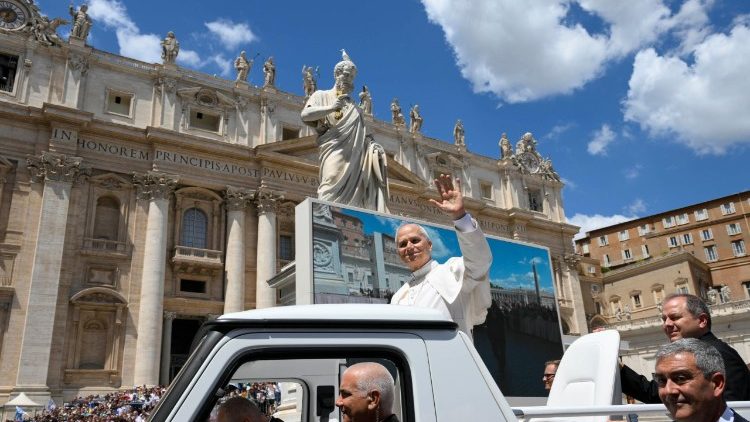 周三教宗公开接见