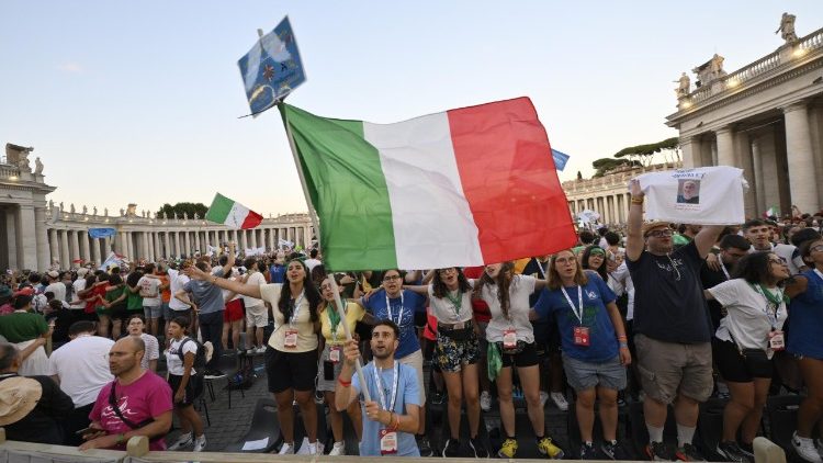 ഇറ്റാലിയൻ യുവാക്കൾ ജോബിലി ആഘോഷത്തിൽ സംബന്ധിക്കുന്നു 