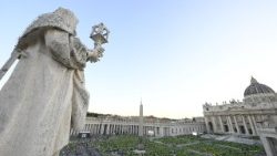 La Plaza de San Pedro con los jóvenes participantes en el Jubileo