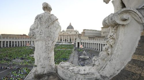 Обнародован календарь богослужений Льва XIV с ноября по январь