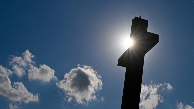 2025.08.02 Jauniešu jubileja - lūgšanu vakars Tor Vergata laukumā