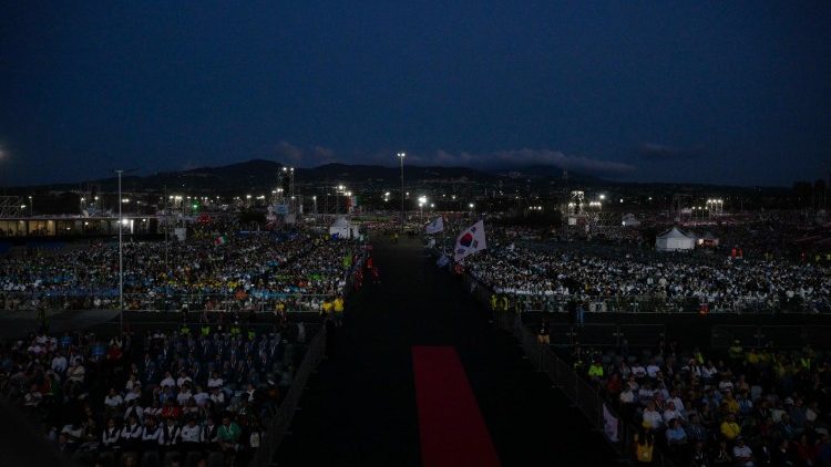 An estimated one million pilgrims came to Tor Vergata for the vigil