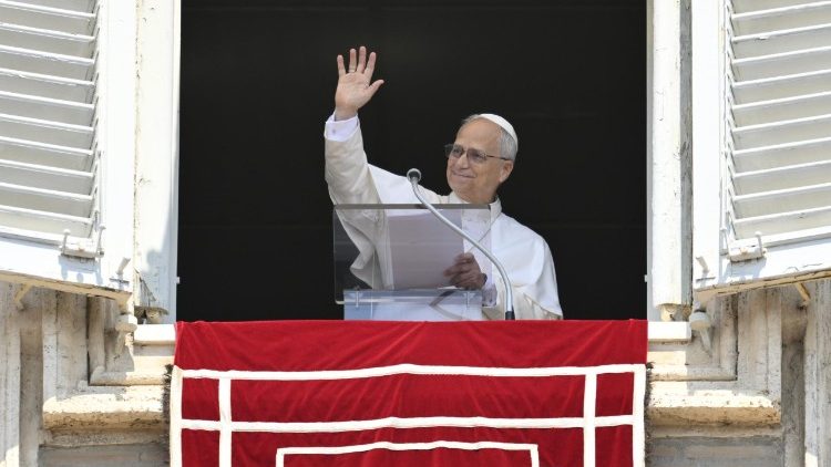 2025.08.10 , Pàpa na tango ya Angelus ya mokolo mwa zomi ya sànzà ya Augusti (10 Aout 2025). 