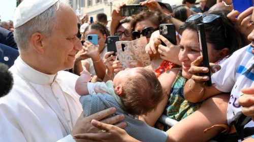Il parroco di Castel Gandolfo: “Il Papa porta qui la gioia, &egrave; una calamita per tanta gente”