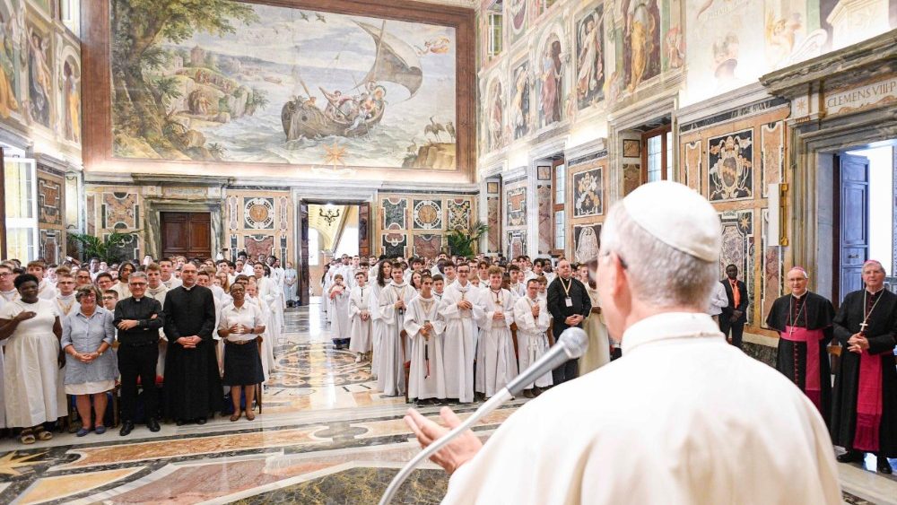 2025.08.25 Ministranti dalla Francia 