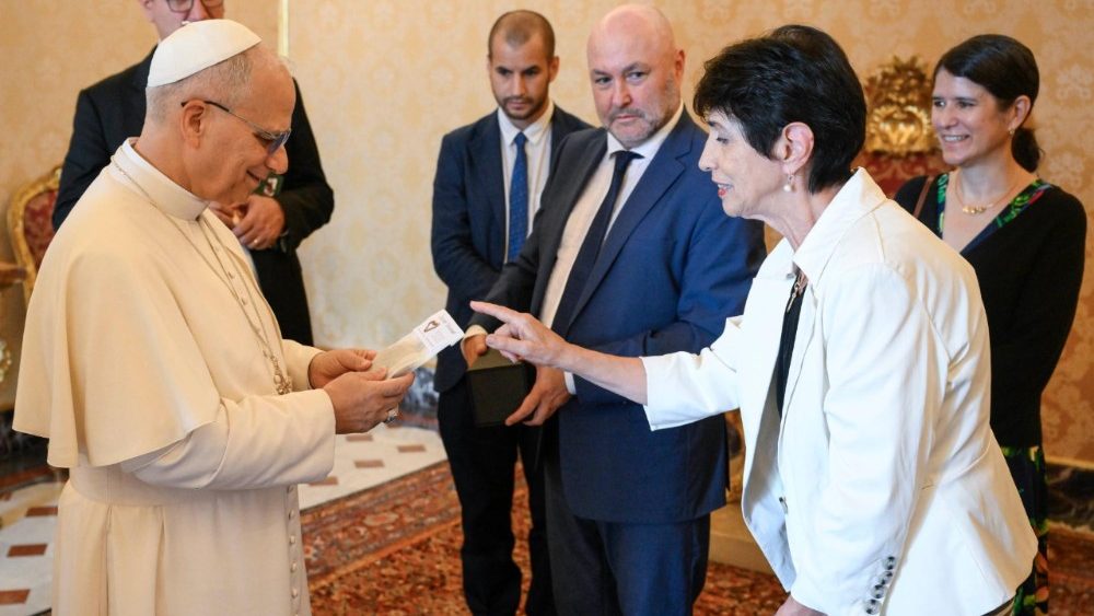 2025.08.29 La Signora Diane Foley, con il Signor Colum McCann