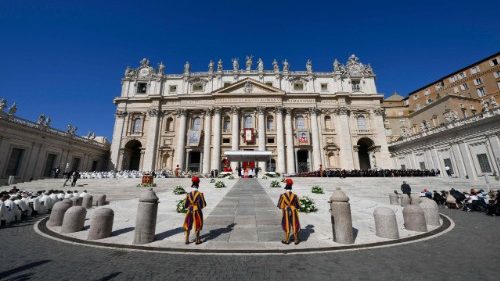 Papež svatořečil Pier Giorgia Frassatiho a Carla Acutise: pozdrav v &uacute;vodu mše