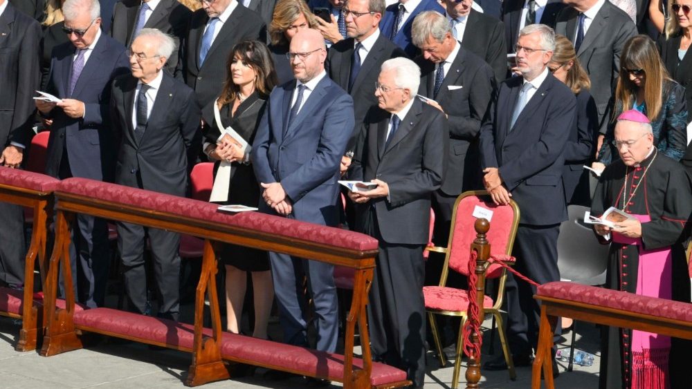 Кананізацыя П'ера Джорджа Фрасаці і Карла Акуціса