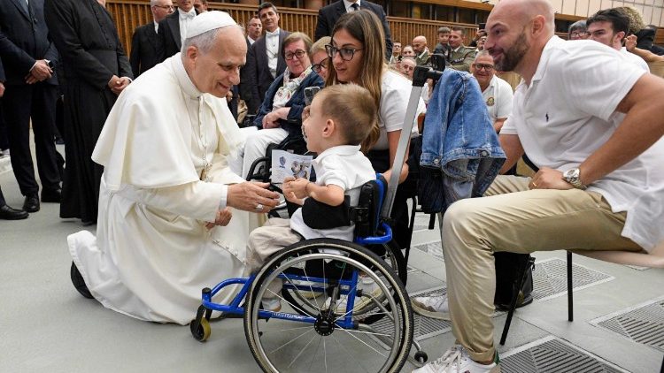 P&aacute;pež pozdravil chor&yacute;ch v Aule Pavla VI.