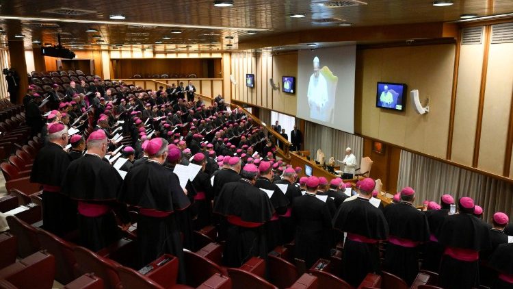 Լեւոն ԺԴ. հանդիպումը նորանշանակ եպիսկոպոսներու հետ