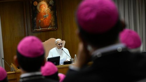 Papa Leão: ser bispo é ser humilde na teoria e na prática