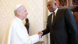 Prime Minister of the Commonwealth of Dominica Roosevelt Skerrit with Pope Leo