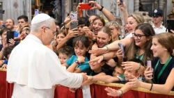 Папа з пілігрымамі з італьянскай Умбрыі