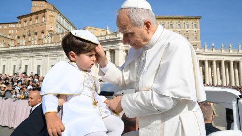 Katech&eacute;za p&aacute;peža Leva XIV.: Keď sa zastav&iacute;me, Boh kon&aacute;