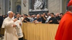 Папата сред участниците в Асамблеята на Римската епархия