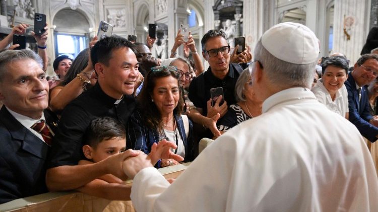 &Ouml;r&ouml;mteli tal&aacute;lkoz&oacute;