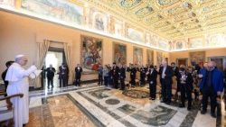 2025.09.19: Washiriki wa mkutano walioandaliwa  na Baraza la Maaskofu la Amerika Kusini,Chuo cha Kipapa cha Maisha na Taasisi ya Yohane Paulo II.