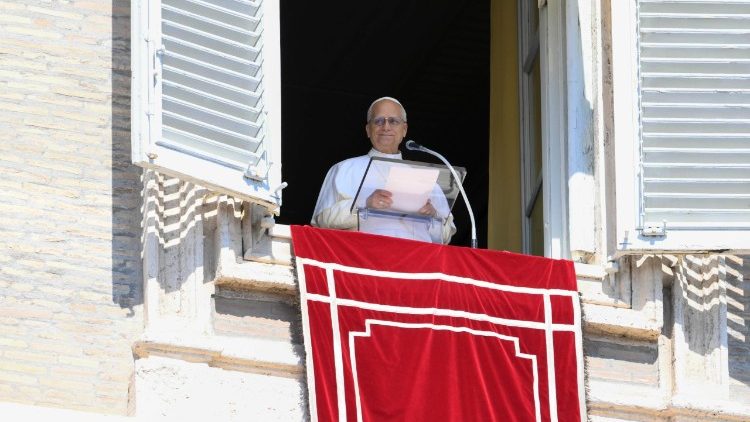 Леў XIV падчас "Анёл Панскі"