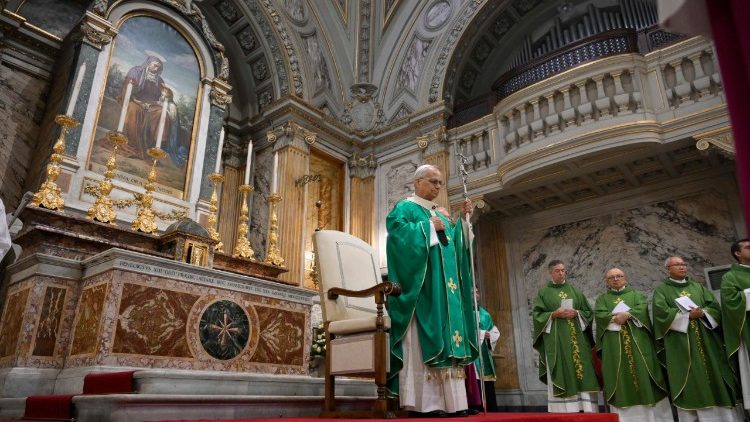 2025.09.21 Papa Leon al XIV-lea prezidând Sfânta Liturghie, în parohiha pontificală sfânta Ana, din Cetatea Vaticanului. 