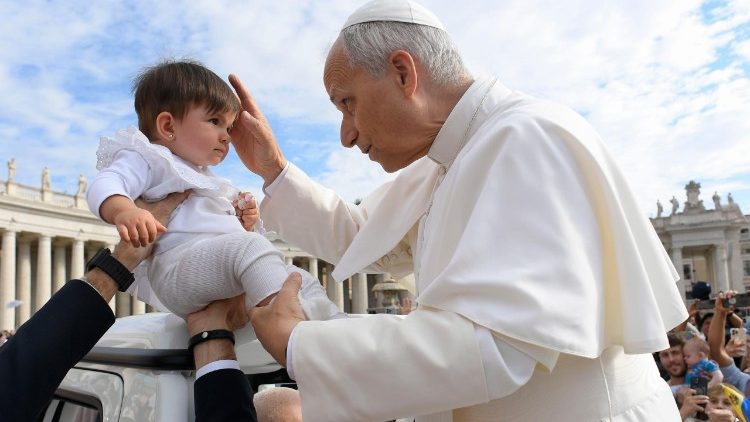 Обща аудиенция на площад "Свети Петър"