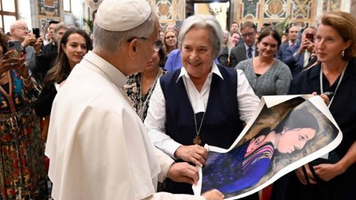 Migrantes y refugiados: León XIV insta a promover políticas de reconciliación